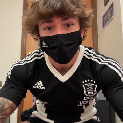 bruh.'s profile picture