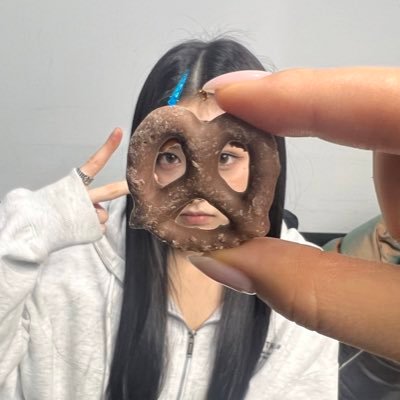 molmykg's profile picture