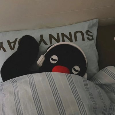 risingyee's profile picture