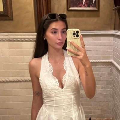 𝑮𝒐𝒅𝒅𝒆𝒔𝒔 𝑱𝒆𝒏𝒏𝒊𝒇𝒆𝒓 ♡︎'s profile picture