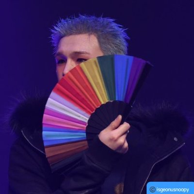 kpop moments that could kill achilleans's profile picture