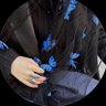 lara'''s profile picture