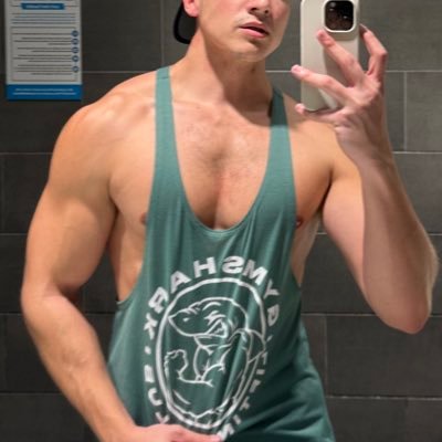 nervous rex 🦖's profile picture