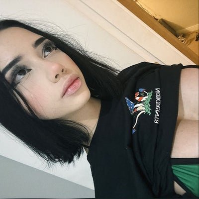 AmiiChan's profile picture