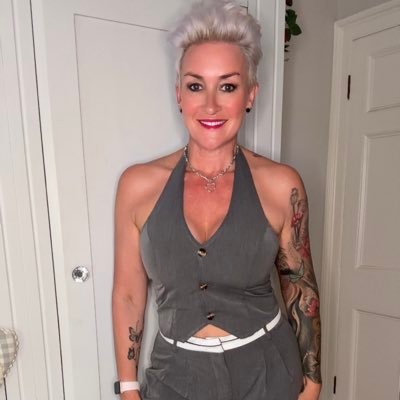 Lisaindevon's profile picture