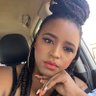 M b a l i ๐ธ's profile picture