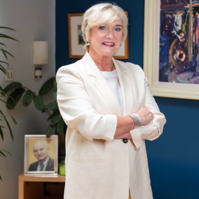 Cathy Halloran's profile picture