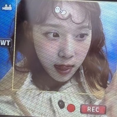 틸's profile picture