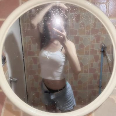 သွန်း's profile picture