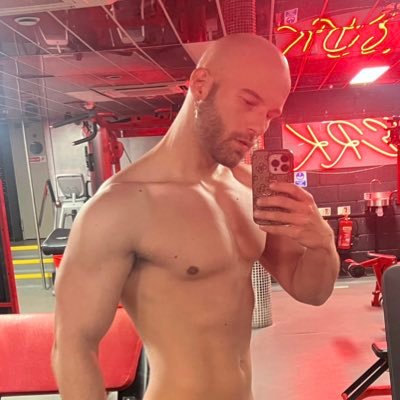 NathanAdamsXXX's profile picture
