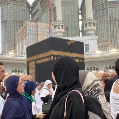 ﴿ذَوَاتَا أَفْنَانٍ﴾🧚🏻's profile picture
