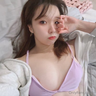 may200203's profile picture
