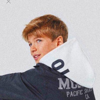 URH2755wQDyp's profile picture