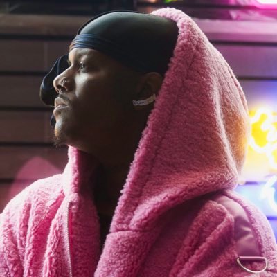 𝔞 𝔦𝔯𝔞's profile picture