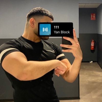 adri's profile picture