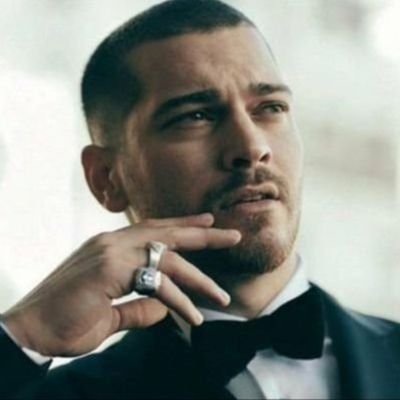 a_h_vv's profile picture