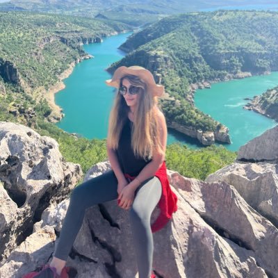 NurcanRoza21's profile picture