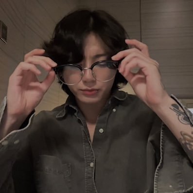 tash⁷'s profile picture