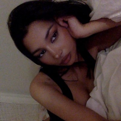 the universe 👽's profile picture