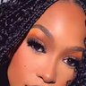 ChrisBrez/ Kayvee's profile picture