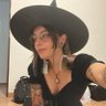 Ellie boba profil fotoğrafı