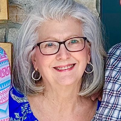carolaround's profile picture