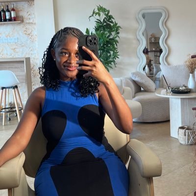 Chloe🇬🇭's profile picture