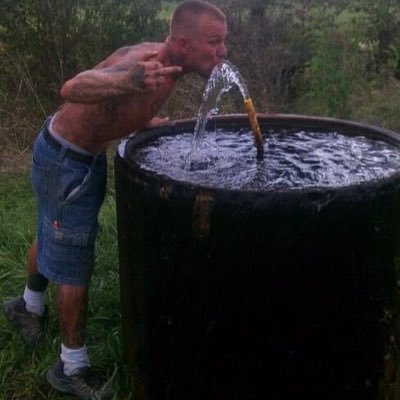 JustADumbHick's profile picture