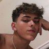 B, profil fotoğrafı