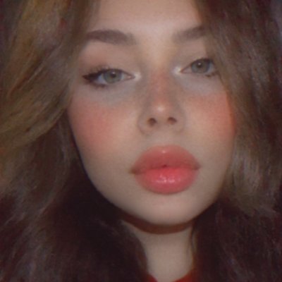 GirlyBella's profile picture