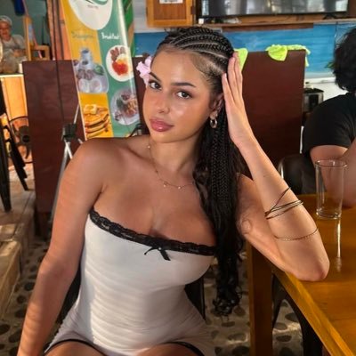 molaXBaby's profile picture