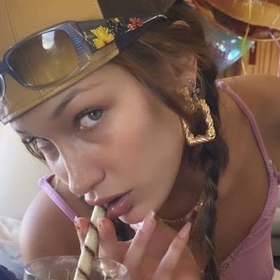 ara ✨'s profile picture