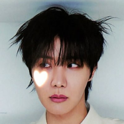jhopeswrdl's profile picture