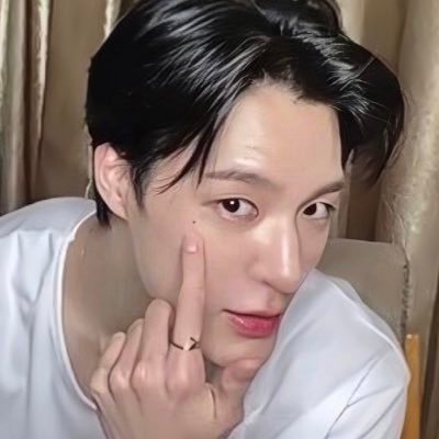 𝙖𝙨𝙞𝙣 𝟐𝟑𝟏𝟑%'s profile picture