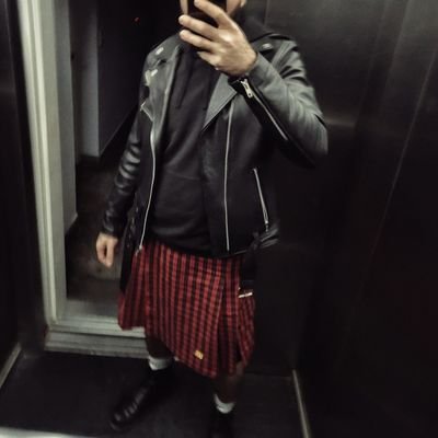 novayasatender's profile picture