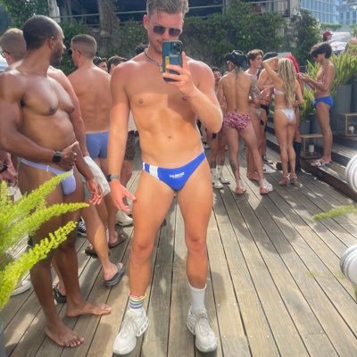 lockedboiIsaac's profile picture