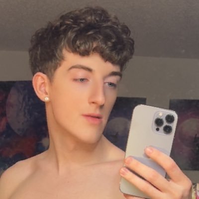 EvanAndrews's profile picture