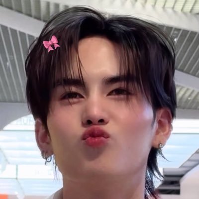 hppypllxn's profile picture