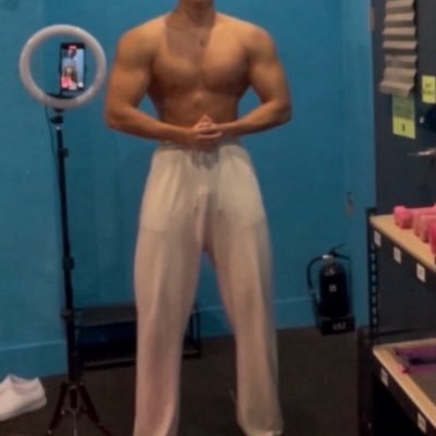 현욱's profile picture