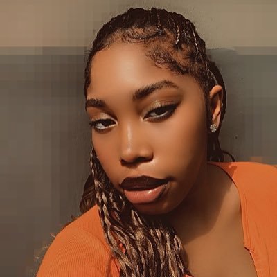 esther_stan's profile picture