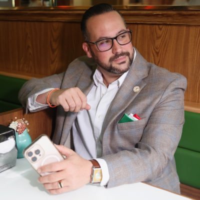 Chris R. Vaccaro's profile picture