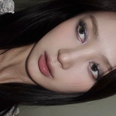 hananimxtrust's profile picture