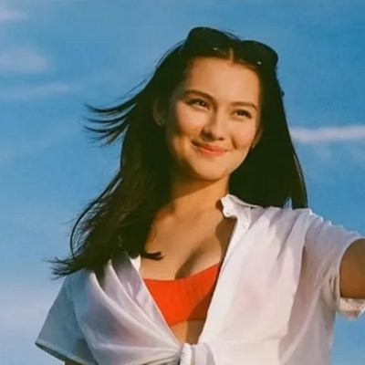 J ✩‧₊˚✧ ☁️'s profile picture