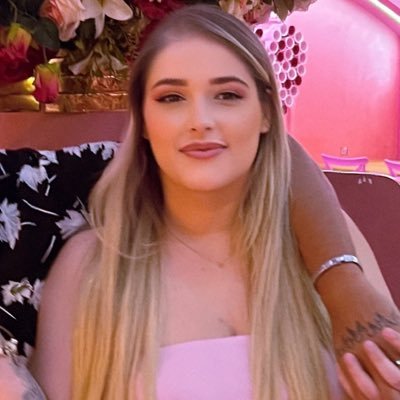 Aline Oliveira's profile picture