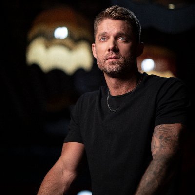 Brett Young's profile picture