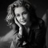 (ʟᴀʏᴏ(ꪜ)ᴇʀ) Fri(end)s profil fotoğrafı