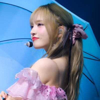 𝑳𝒊𝒛_𝑪𝒉𝒆𝒆𝒛's profile picture
