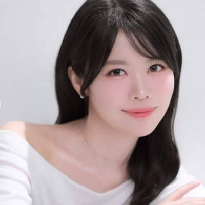_dreaMoon__'s profile picture