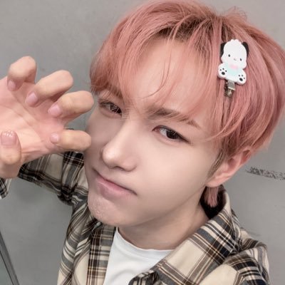 썬's profile picture