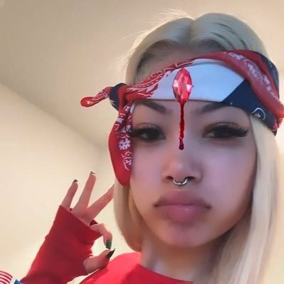 zi ✯'s profile picture